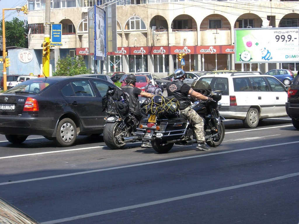 2530851916 d8b0b13721 b