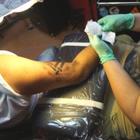 cum se face un tatuaj 0020