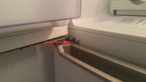 Cum schimbi ușile la frigider