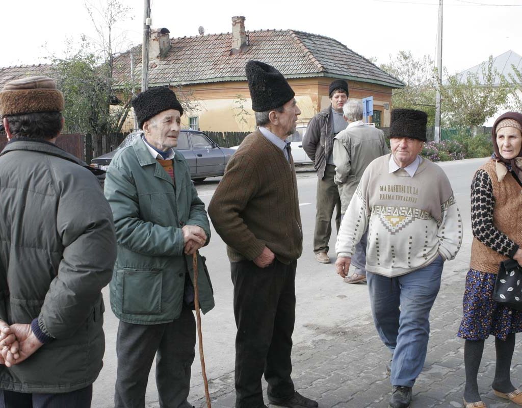 NE MUTAM LA ORAS