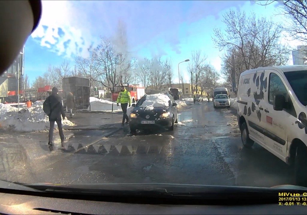 cetateni deszapeziti va dracului