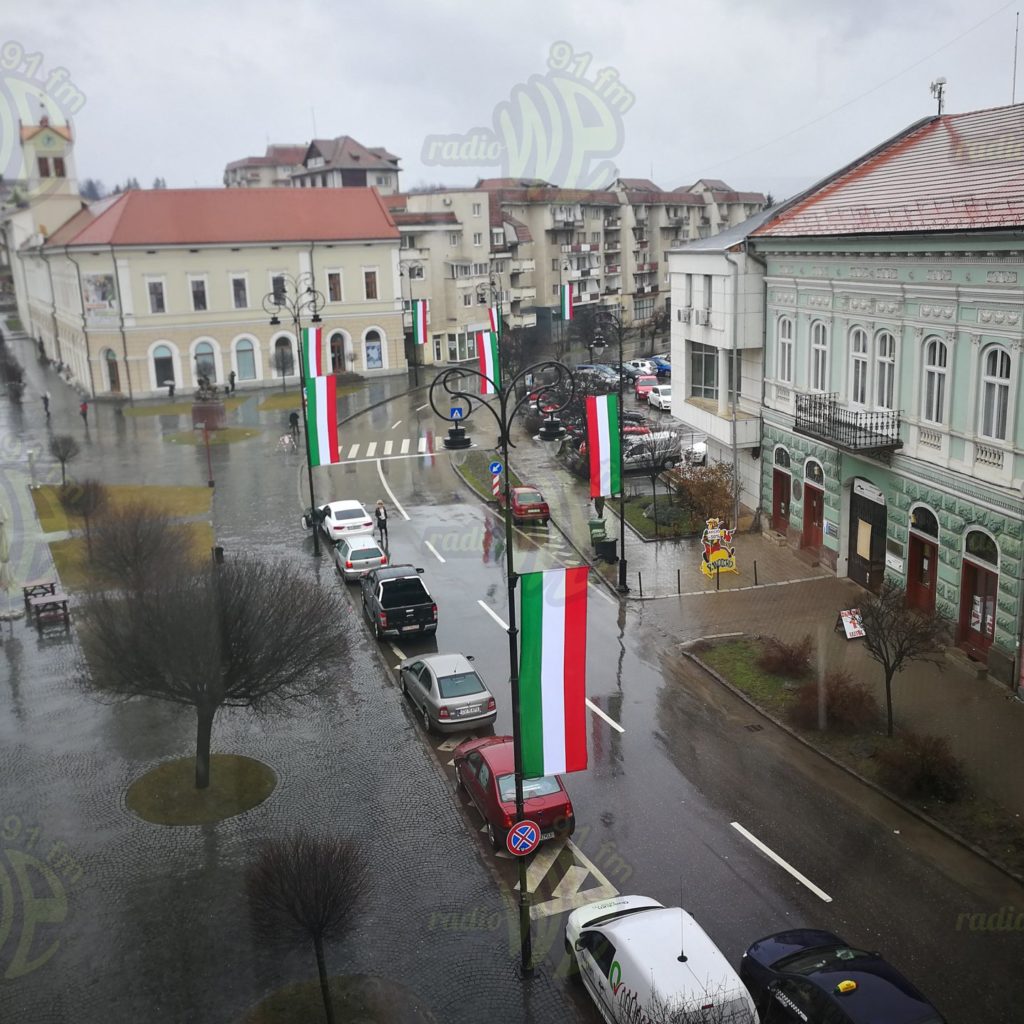 drapelul italiei la sfantu gheorghe