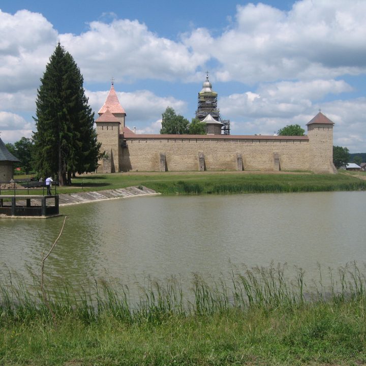 Manastirea Dragomirna scaled