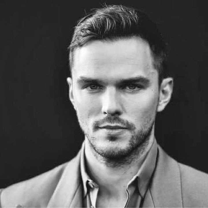 Николас уорт. Nicholas Hoult.