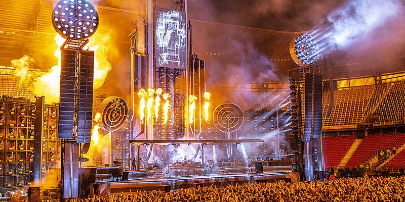 Rammstein, vânătorul și pădurea